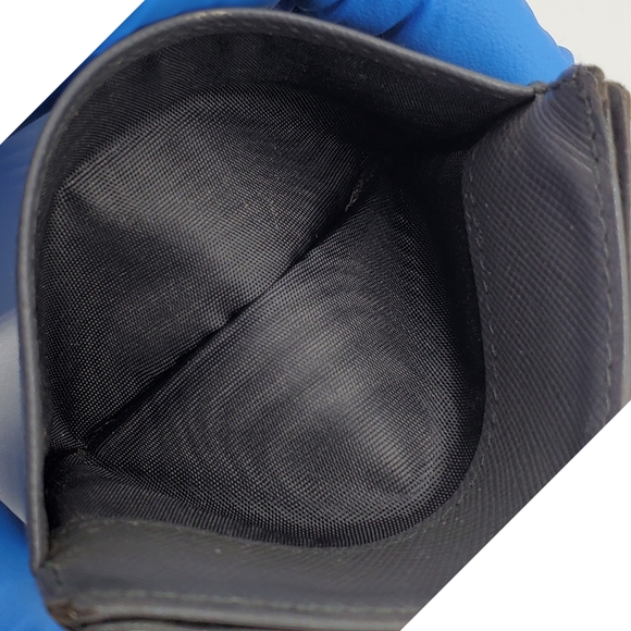 Authentic Preowned Prada Card Case - Picture 9 of 10